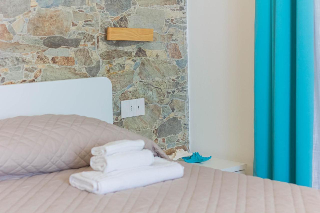 Roccabianca Rooms & Studios Stintino Kültér fotó