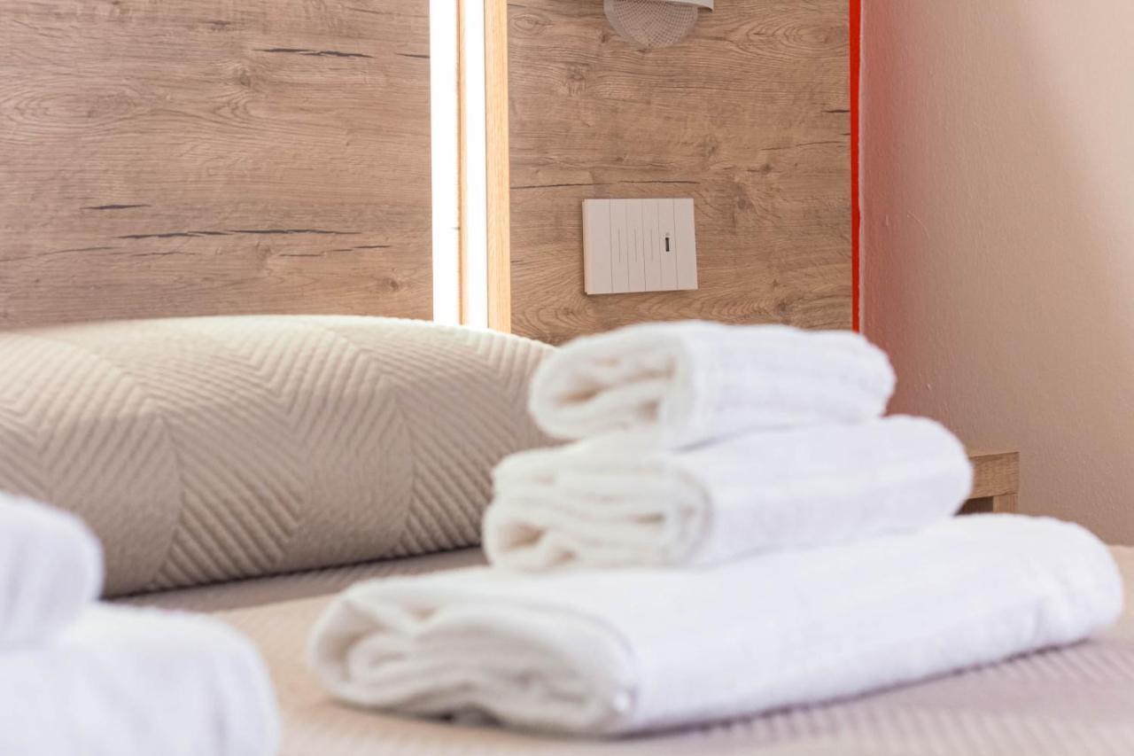 Roccabianca Rooms & Studios Stintino Kültér fotó